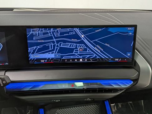 Used 2025 BMW X3 M50 w/ Premium Package image 21