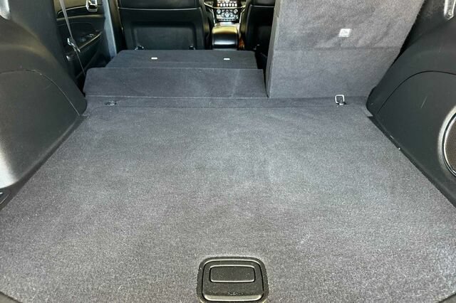 Certified 2022 Jeep Grand Cherokee Laredo X AWD/4WD image 12