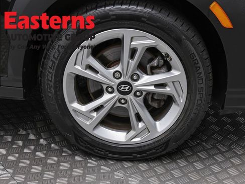 Used 2023 Hyundai Kona SEL w/ Cargo Package AWD/4WD image 30
