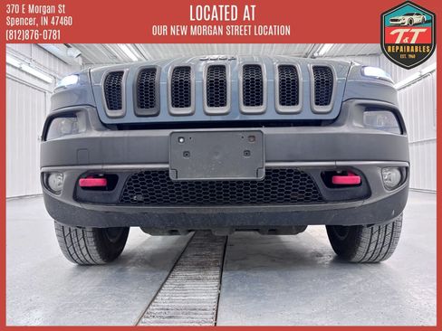 Used 2014 Jeep Cherokee Trailhawk w/ Comfort/Convenience Group AWD/4WD image 10