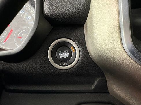 Used 2024 RAM 2500 Laramie image 22