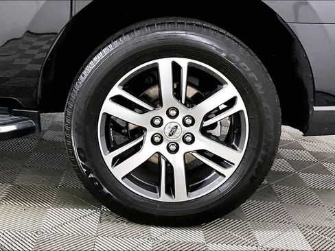 Used 2023 Ford Expedition Max Limited image 8