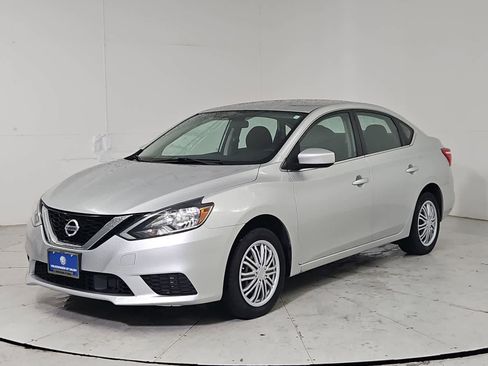 Used 2019 Nissan Sentra S image 1