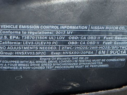 Used 2017 Nissan Murano SV image 12