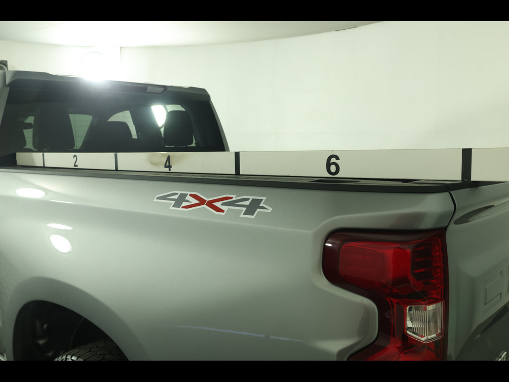 Used 2024 Chevrolet Silverado 1500 LT AWD/4WD image 14