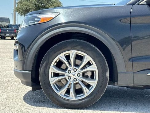 Used 2023 Ford Explorer Limited RWD image 10