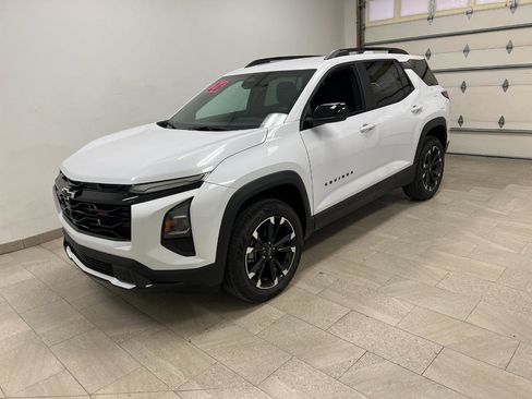 New 2026 Chevrolet Equinox RS AWD/4WD image 9