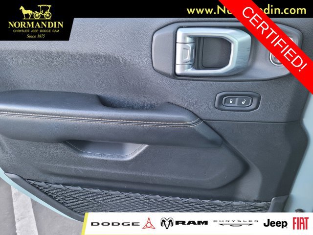 Certified 2024 Jeep Wrangler Unlimited Sahara AWD/4WD image 15