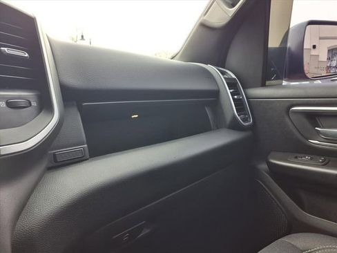 Used 2022 RAM 1500 Big Horn image 24