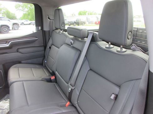 New 2026 GMC Sierra 1500 SLT w/ SLT Convenience Package AWD/4WD image 12