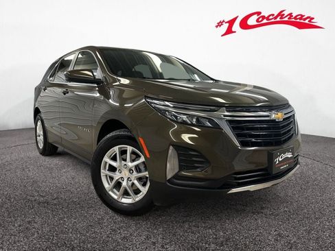 Certified 2024 Chevrolet Equinox LT w/ LPO, Floor Liner Package image 1