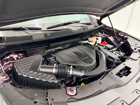 Used 2024 Chevrolet Traverse RS image 15