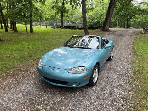 Used 2001 MAZDA MX-5 Miata LS RWD image 31