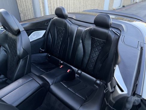 Used 2020 BMW M8 Convertible AWD/4WD image 22