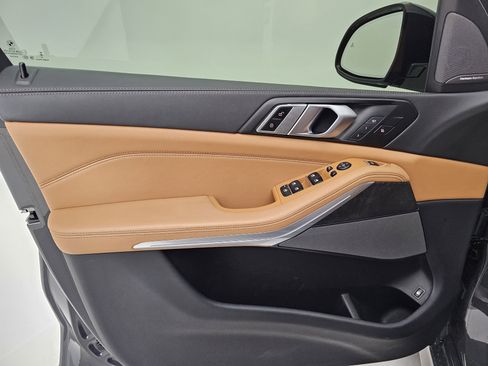 Used 2024 BMW X5 xDrive50e w/ Executive Package image 12