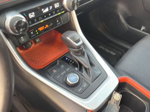 Used 2019 Toyota RAV4 Adventure w/ Cold Weather Package AWD/4WD image 28