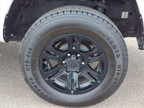 Used 2021 Toyota Tacoma SR image 9