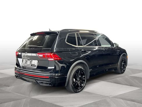 Certified 2023 Volkswagen Tiguan SE R-Line FWD image 8