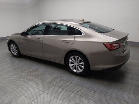 Used 2022 Chevrolet Malibu LT image 3