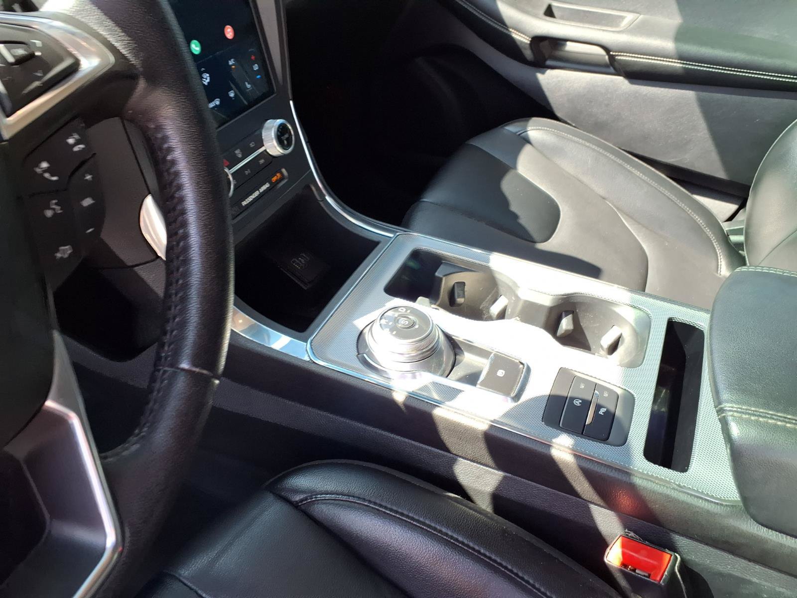 Used 2022 Ford Edge Titanium AWD/4WD image 9