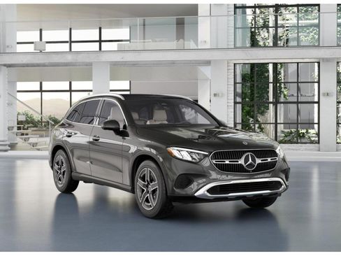 New 2026 Mercedes-Benz GLC 300 image 11