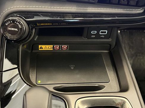 Certified 2025 Lexus NX 350 AWD w/ Accessory Package (2T) image 25