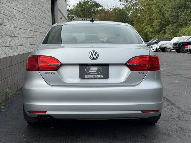 Used 2014 Volkswagen Jetta TDI FWD image 31