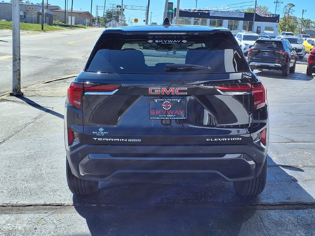 Used 2026 GMC Terrain Elevation AWD/4WD image 5