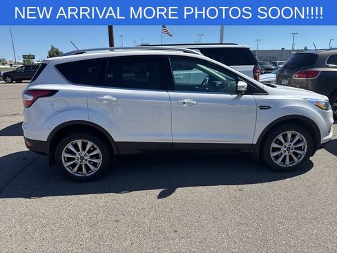 Used 2018 Ford Escape Titanium AWD/4WD image 8