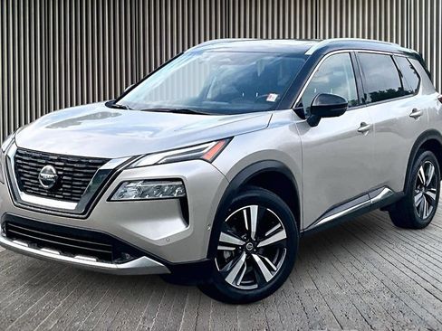 Used 2021 Nissan Rogue Platinum AWD/4WD image 13