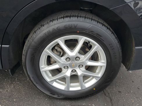 Used 2023 Chevrolet Equinox LT w/ LPO, Floor Liner Package AWD/4WD image 5