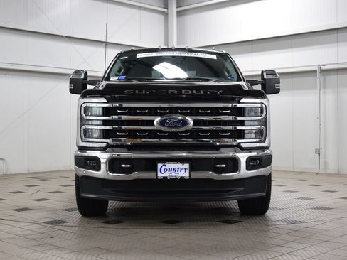 Used 2023 Ford F250 Lariat w/ Lariat Ultimate Package AWD/4WD image 2