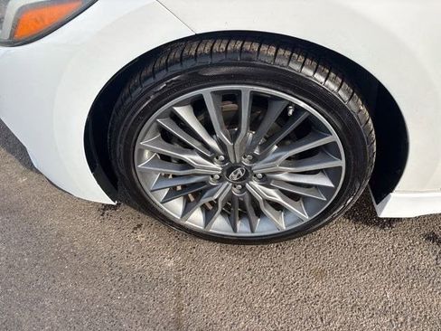 Used 2018 Hyundai Elantra Sport w/ Sport Premium Package 03 image 48