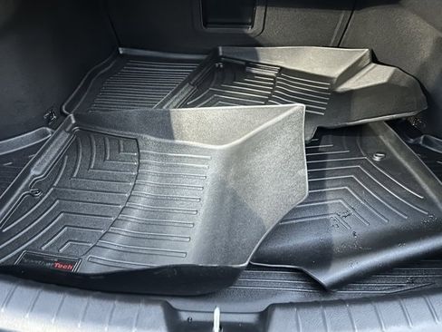 Used 2019 Kia Cadenza Technology image 18