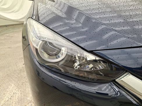 Used 2018 MAZDA MAZDA3 Sport w/ Preferred Equipment Package image 27