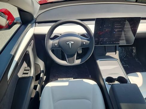 Used 2022 Tesla Model Y Performance AWD/4WD image 11