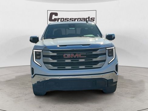 Used 2026 GMC Sierra 1500 SLE w/ X31 Off-Road Package AWD/4WD image 8