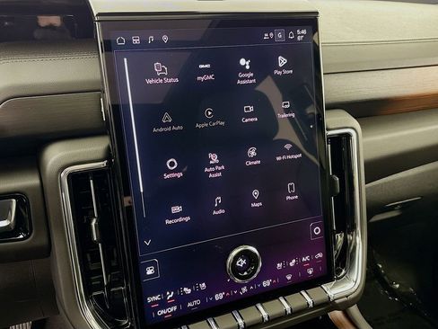 New 2026 GMC Yukon Denali w/ Sun & Power Step Package image 15