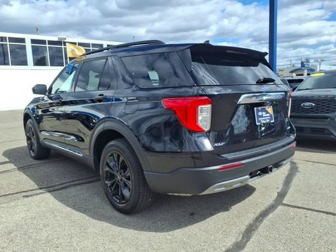 Certified 2023 Ford Explorer XLT w/ Equipment Group 202A AWD/4WD image 9