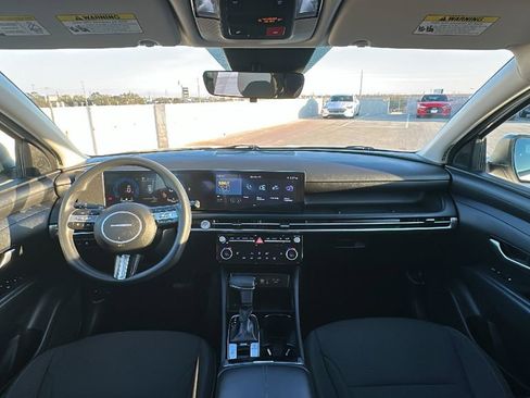 Certified 2025 Hyundai Tucson SEL image 21
