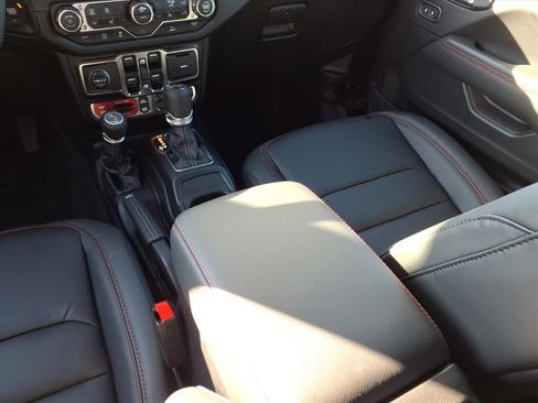 New 2026 Jeep Wrangler Rubicon image 14