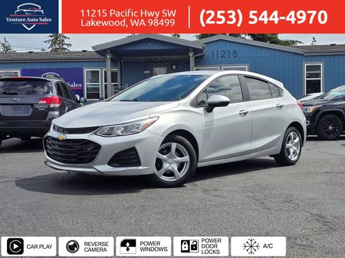 Used 2019 Chevrolet Cruze LS FWD image 1