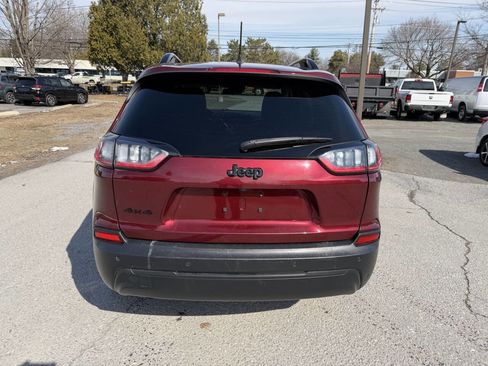 Used 2020 Jeep Cherokee Latitude Plus AWD/4WD image 4