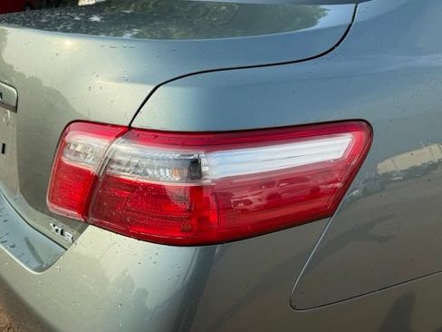 Used 2007 Toyota Camry XLE FWD image 13