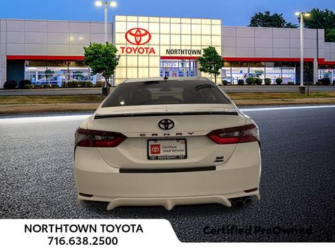 Used 2023 Toyota Camry SE image 31