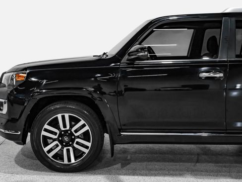 Used 2018 Toyota 4Runner Limited RWD image 10