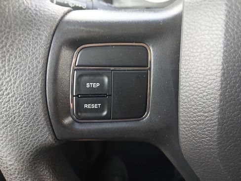 Used 2012 RAM 1500 Express RWD image 23