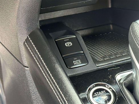 Certified 2023 Nissan Kicks SR image 28