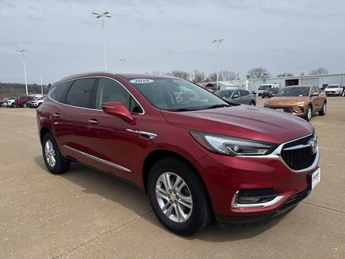 Used 2018 Buick Enclave Premium image 1