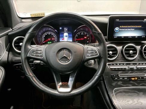 Used 2019 Mercedes-Benz GLC 300 4MATIC image 8